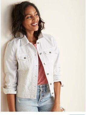 White Denim Old Navy Jean Jacket - Classic Button-Up with 4 Pockets